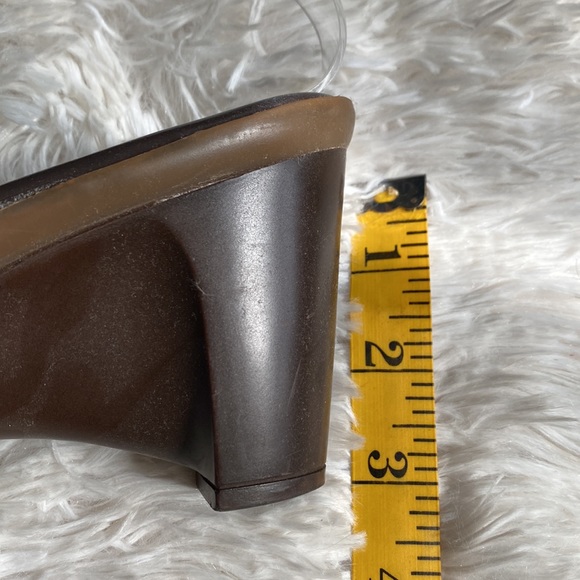 Womens Brown strap wedge sandals, size 9M - Picture 5 of 9